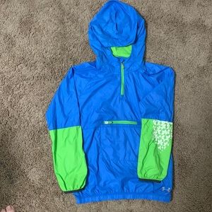 Under Armour unisex, pullover windbreaker, size YLG, blue and lime green